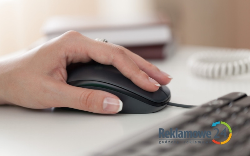 Popularne i skuteczne reklamowe gadżety komputerowe
