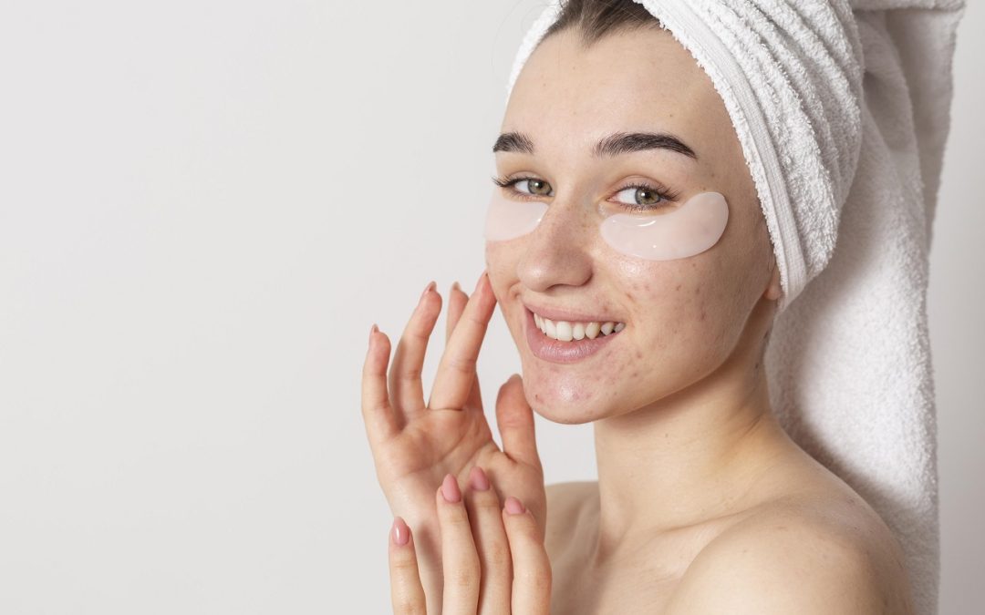 Jak rozpoznać trądzik grudkowy i jak sobie z nim radzić?